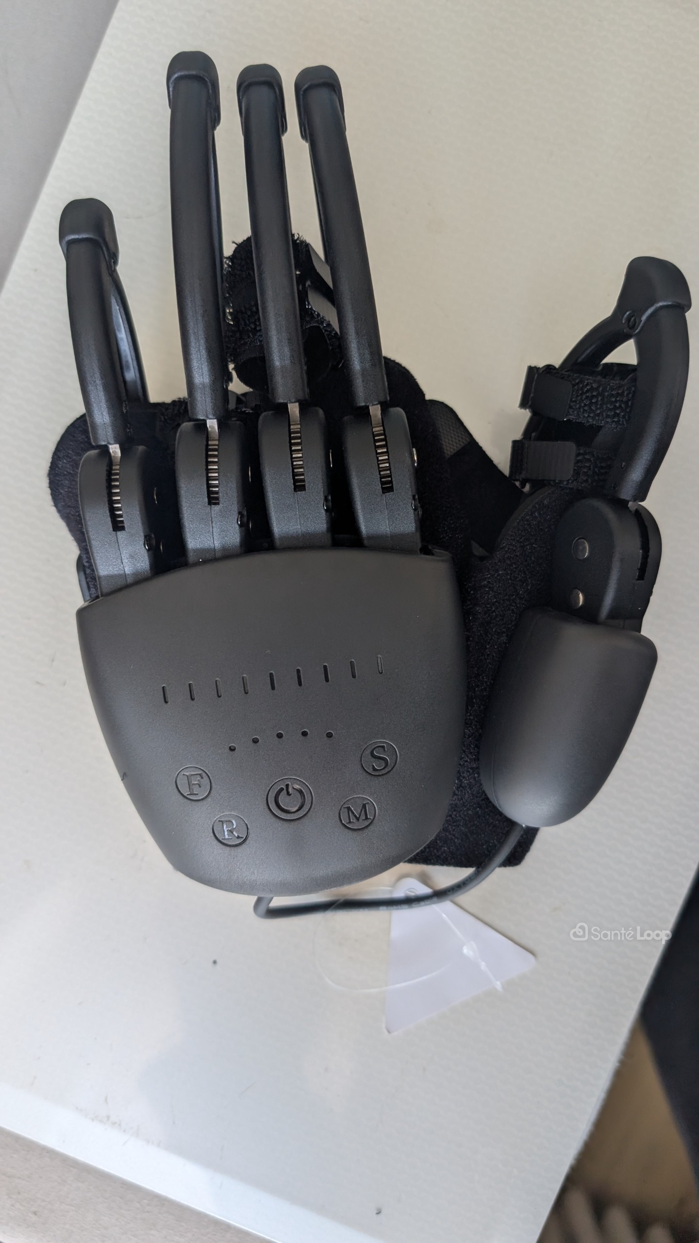 Gant de rééducation exosquelette rechargeable G