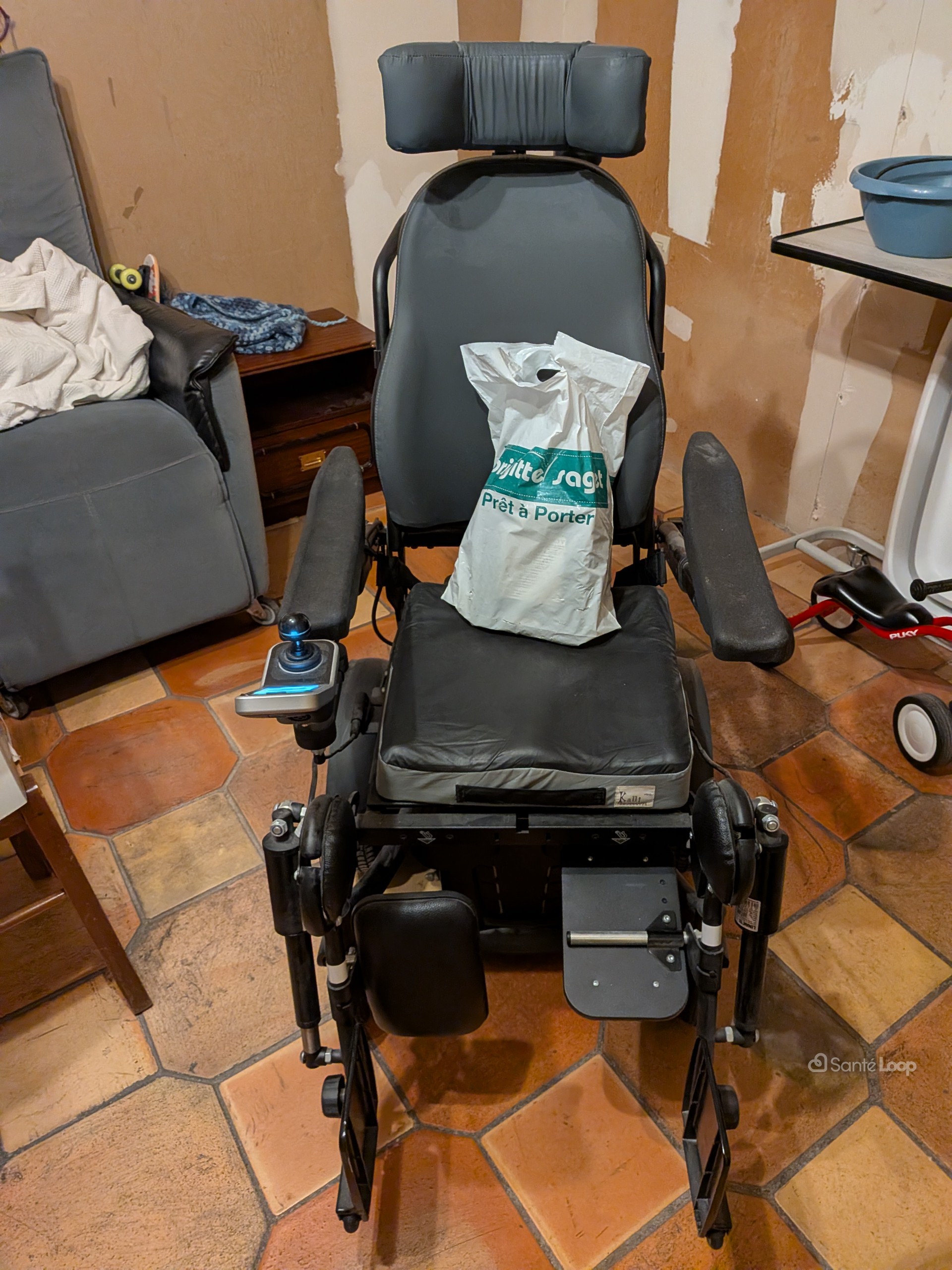 Fauteuil roulant électrique VERMEIREN Sigma